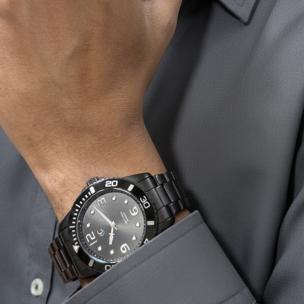 40mm Limited Edition Saint Michael Sword Dive-Inspired Watch – Yellow Gold or Black Finish